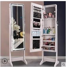 Adapun beberapa solusi yang dapat kamu terapkan untuk membuat desai kamar tidur minimalis dengan low budget. Cermin Kamar Tidur Multifungsi Perhiasan Penyimpanan Kabinet Rumah Tangga Tubuh Penuh Cermin Dinding Pas Minimalis Modern Flo Meja Rias Aliexpress