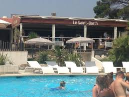 La Piscine Et Le Resto Picture Of Le Saint Barth Plage Sainte Maxime Tripadvisor