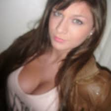 Caroline Mulvaney's Instagram, Twitter & Facebook