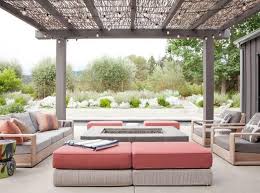 Canisse Pergola Bois Guirlande Lumineuse Idee Deco Exterieur Canisse Pergola Espaces De Vie Exterieurs Creation De Terrasse