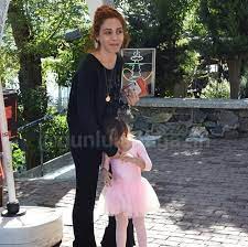 nurfettahoglu جديد نور فتاح اوغلو برفقة ابنتها وعلقت حول انتهاء مسلسل kardescocuklari كفريق حزنا كثيرا على إنتهائه وذكرت عن وج fashion skirts tulle skirt