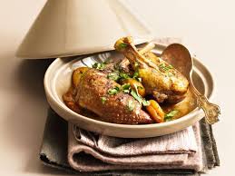 Tagine De Pintade Aux Abricots Secs Recette Tajine Tajine Pintade Recette