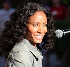 Jada pinkett smith debuted a new hairstyle that's reminiscent of her '90s look. Jada Pinkett Smith Hair
