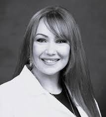 Terri Tarr's Instagram, Twitter & Facebook