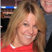 Bettina Edwards's Instagram, Twitter & Facebook