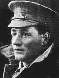 Albert Hatcher's Instagram, Twitter & Facebook