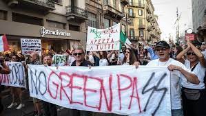 Deputy health minister pierpaolo sileri said on sunday that the government could offer free tests to families with children under 12, in order to obtain the pass. 0sn7rgbksjgzom
