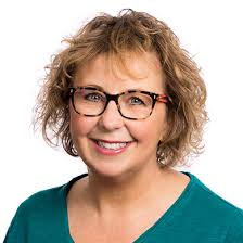 Stephanie Matthews, Senior Loan Officer, NMLS ID #111852