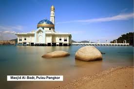 Para pengunjung adalah dinasihatkan untuk anda merancang perjalanan terlebih dahulu sekiranya ingin berbelanja senarai bazar ramadhan selangor. Senarai Masjid Terapung Di Malaysia Ensutouch Selangor Facebook