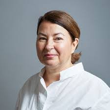 Yvonne Helm's Instagram, Twitter & Facebook