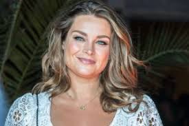Een uitgebreid interview met rachel hazes lees je zondag op deze site en maandag in de krant. Oudste Hazes Kinderen Lijken Geen Contact Met Hazes Clan Te Willen
