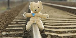 Maybe you would like to learn more about one of these? 15 Lucruri Pe Care Trebuie Sa Incetezi Sa Ti Le Mai Faci Tie Insuti