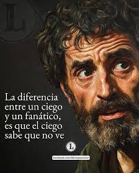 Libros y escritores added a new photo.