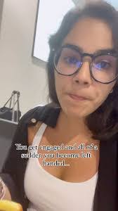 Linda Satterthwaite's Instagram, Twitter & Facebook