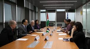 Durant son mandat, fatou bensouda a beaucoup enquêté en afrique : Declaration De Mme Fatou Bensouda Procureur De La Cpi Au Sujet Du Renvoi Adresse Par La Palestine