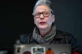 Annual New Media Lecture Series Welcomes Bio-Artist and Filmmaker Kathy  High ʼ77