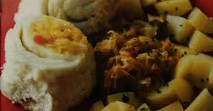 Strudli Dampfnudeln Mit Sauerkraut Rezept Dampfnudeln Rezept Rezepte Dampfnudeln