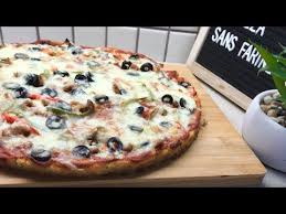 Pizza Sans Farine Un Diner Facile Vite Fait Bien Fait No Flour Pizza Easy Dinner Recipe Youtube In 2020