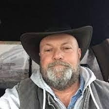 Johnny Poplin's Instagram, Twitter & Facebook