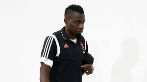 Kariyer sayfasında blaise matuidi isimli futbolcunun sezon bazında takımının yer almış olduğu turnuvalardaki maç, gol, asist, sarı kart, kırmızı kart, oyuna girme, oyundan alınma. Blaise Matuidi Becomes Second Juventus Player To Test Positive For Covid 19 Football News India Tv