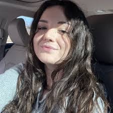 Marcel Huggins's Instagram, Twitter & Facebook