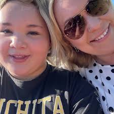 Which resort is better, Planet Hollywood Cancun or Dreams Natura?