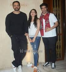 Rohitshetty Saraalikhan And Manishmalhotra Snapped At Manishmalhotra House Sara Ali Khan Clothes For Women Bollywood Stars
