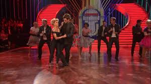 Mickie und malita hatten mit 7 punkten. Let S Dance 2021 Wer Ist Raus Diese Tanzpaare Sind In Show 5 Noch Dabei