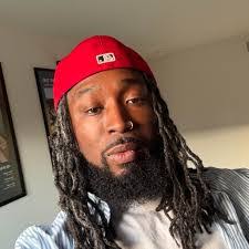 Dre Brooks's Instagram, Twitter & Facebook