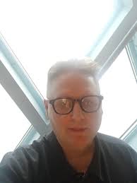 Well, I guess the secret is out. I think Tess is really, really, really  into @benatargiraldo and MAY have stolen her look for #freakierfriday