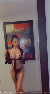 Jaidah Quinn Naked Photos, Content