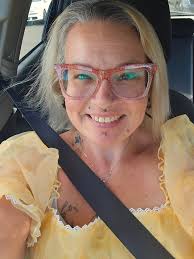 Pastel Goth, Kawaii, Alternative Fashion & Makeup