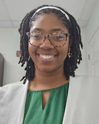 Megan Bonner's Instagram, Twitter & Facebook