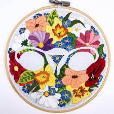 That is the title of my embroidery which you can see at the top of this page. 16 Likes 2 Comments Jess De Wahls Jessdewahls On Instagram Those Flovaries Are So Springy They Make Me Happ Hand Embroidery Embroidery Cute Embroidery