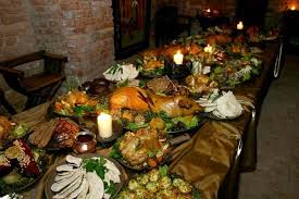 Medieval Food And Feasts Medieval Banquet Medieval Recipes Feasting Table
