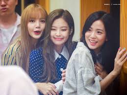 Blackpink lisa cute smile prev 1 2 3 4 5 6 next. Black Pink Lisa Jennie Jisoo Blackpink Jennie Blackpink Lisa Black Pink