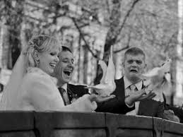 Brides get noticed for the wrong reason: The Perfect Wedding Guest Funny Wedding Photos Funny Wedding Pictures Wedding Humor