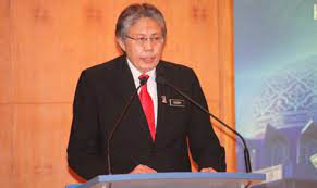 Tan sri shukry mohd salleh (60 tahun) merupakan ketua setiausaha sulit kepada perdana menteri malaysia, datuk seri najib tun razak mulai 16 april 2015. Shukry Dilantik Pengerusi Baharu Bank Rakyat