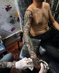 Akrep dövmeleri, akrep dövme modelleri, bilek dövmeleri. Tattoo Murat V Twitter Kol Kaplama Son Seanslar Sabrindan Dolayi Merdanyigitalev Tebrik Ediyorum 0212 231 35 38 0537 266 60 90 Dovme Tattoo Love Cute Eyestattoo Eye Goz Tasarim