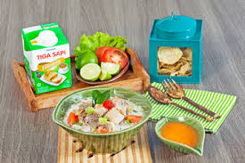 Sekilas mungkin kuah bening marak mirip dengan soto daging karena berwarna sedikit kekuningan karena menggunakan kunyit. Membuat Soto Betawi Yang Istimewa Tanpa Santan Ikuti Resep Ini Semua Halaman Nova