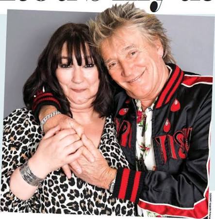 Hug that saysRod's my dad! | Daily Mail | PressReader