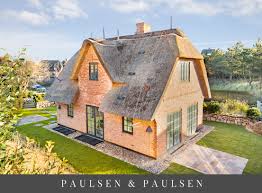 1 zimmer 2 zimmer 3 zimmer 4 zimmer haus in sylt kaufen immobilien sylt mietwohnungen sylt. Traumhaft Exklusives Reet Einzelhaus In Dunenlage Immobilienzentrum Sylt