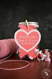 Some people don't buy into it at all and that's perfectly okay, others just choose to partake in experiences instead, and spend time together, and honestly, that is the best alternative. 40 Diy Valentine S Day Gift Ideas Easy Homemade Valentine S Day 2021 Presents