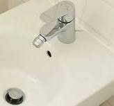 How to Safely Clean a Bidet Toilet Seat | Tapron UK