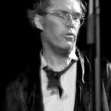 Erik Raya's Instagram, Twitter & Facebook