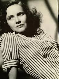 She seldom gets the credit she deserves, but if you like Wright, you'll  love Mahony ...