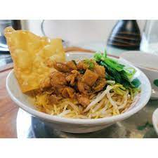 Jun 08, 2021 · kerupuk basah merupakan camilan khas kapuas hulu yang terbuat dari daging ikan tawar atau ikan tenggiri, tepung kanji, air, garam, cabai, bawang merah, dan bawang putih. Mie Ayam Kerupuk Pangsit E Order