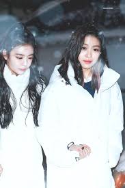 Yeji, lia, ryujin, chaeryeong und yuna. Fyeah Itzy C Make Me Wonder Do Not Edit Itzy Kpop Girls Girl