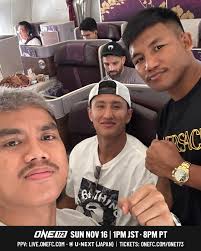 Sweeping through 🧹 Who do you have in the ONE Bantamweight MMA World Title  showdown between Fabricio Andrade and Kwon Won Il?