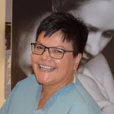 Genie Thompson's Instagram, Twitter & Facebook